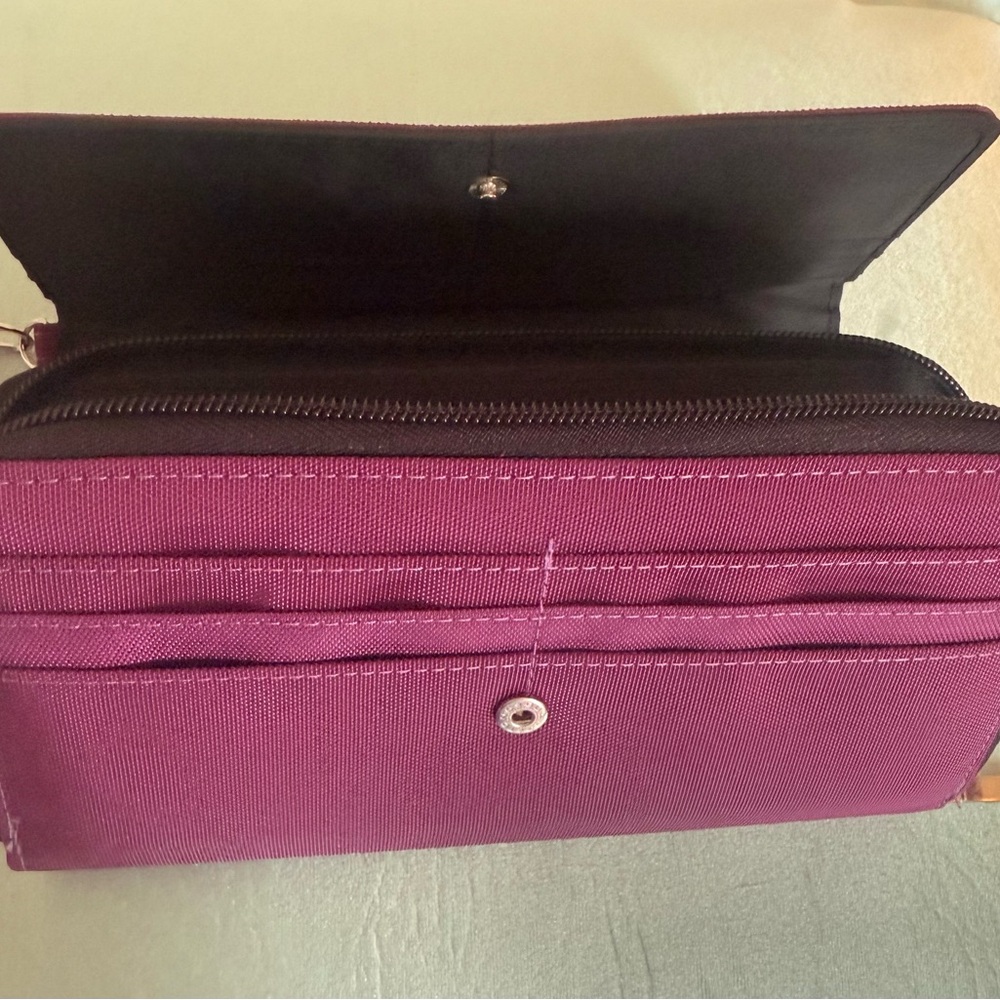 Wallet - Picture 4 of 5